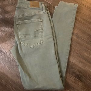 American Eagle HI- Rise light green jeggings , never worn